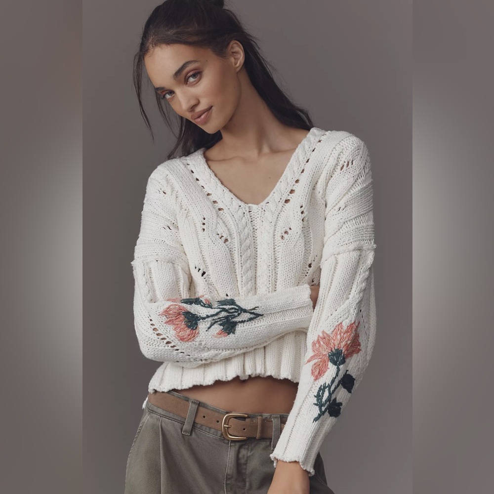 NWT Pilcro Oversized Embroidered Cable-Knit Sweater Flower Detail Size Medium